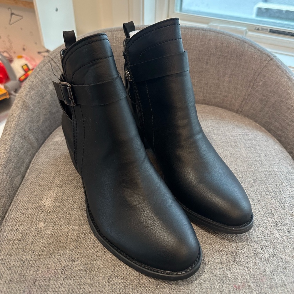 Black boots